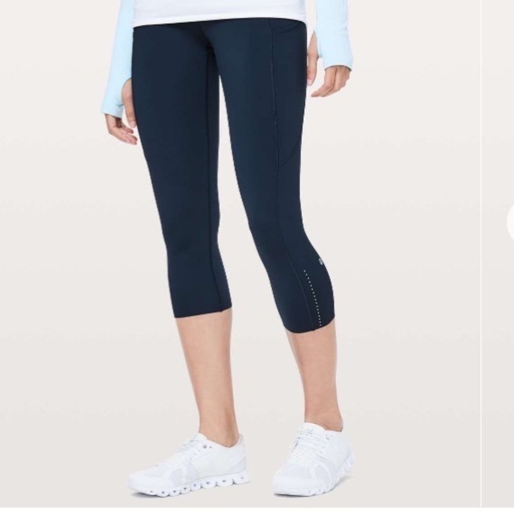 Lululemon Fast & Free Crop II Nulux 19 True Navy Leggings W6AS5S Size 6
